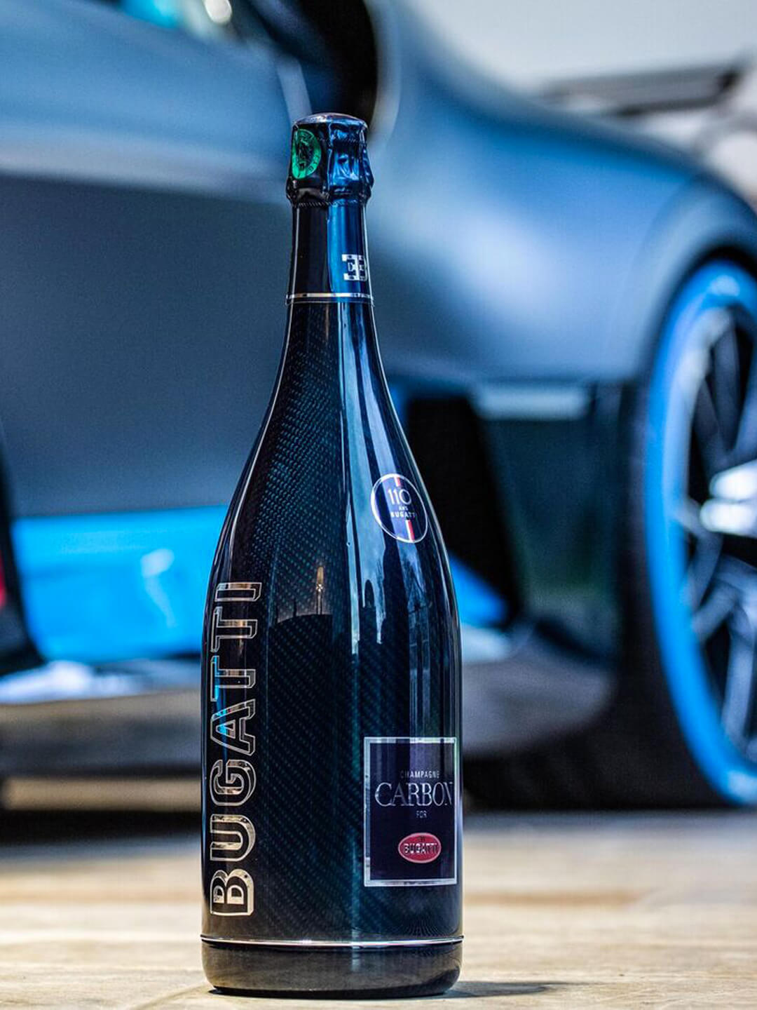 Champagne CARBON Bugatti ƎB.01 | Vintage 2002 Champagne Champagne Carbon